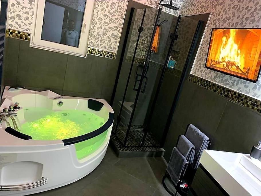 Апартаменти Luxus Loft Whirlpool Designer Kueche Bad Гердеке Екстер'єр фото