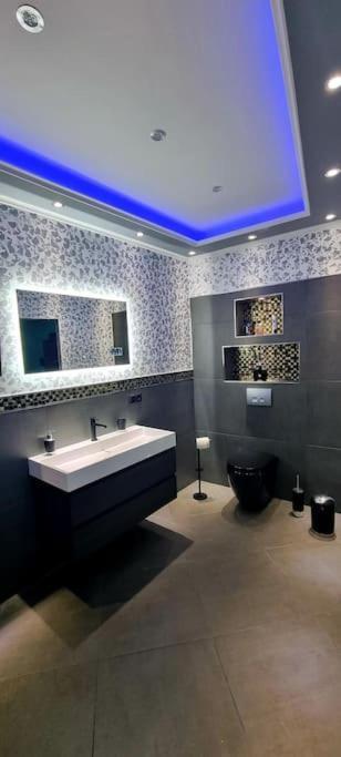 Апартаменти Luxus Loft Whirlpool Designer Kueche Bad Гердеке Екстер'єр фото